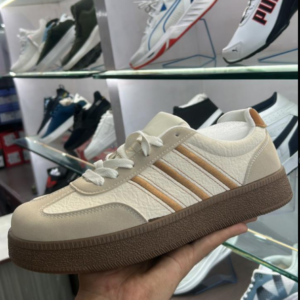 kicks